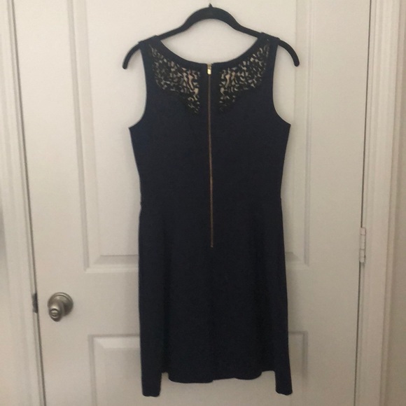 Navy and black trim Lilly Pulitzer dress! - Picture 3 of 4